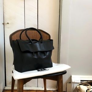 NWOT Hieleven Black Medium Convertible Flap bag